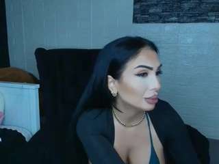 meryemm live cam preview
