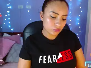 paulinag's Live Sex Cam Show
