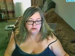 sex2's CamSoda show and profile