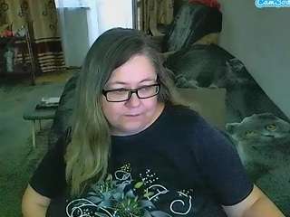 Model ini sedang live sekarang. sex2