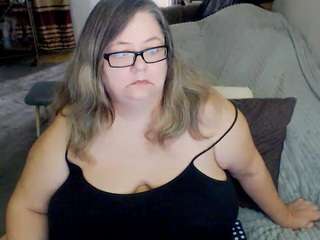 Live cam show with Lana