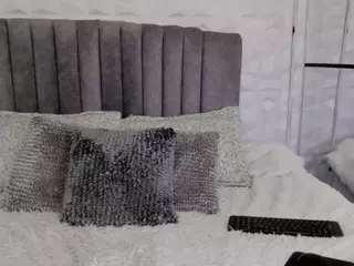 BriannaSalinas's Live Sex Cam Show