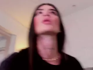 BriannaSalinas's Live Sex Cam Show