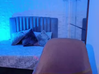 BriannaSalinas's Live Sex Cam Show