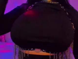 SashaChase's Live Sex Cam Show
