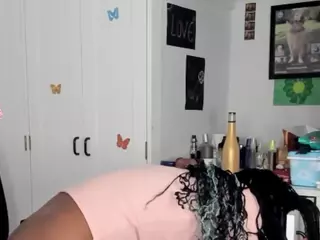 Marce's Live Sex Cam Show