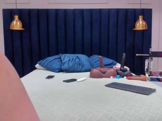 mandybunny's CamSoda show and profile