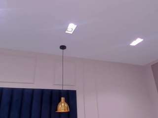 Live webcam model mandybunny on Soda Cams