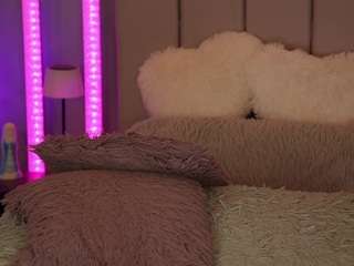 vickysecret live cam profile