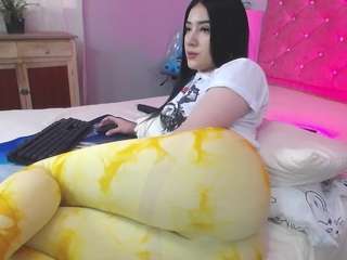 emmilysanderss's CamSoda show and profile