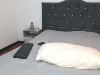 emmilysanderss webcam model