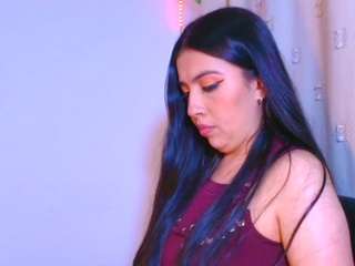Live webcam model violettaandtomas7 on Soda Cams