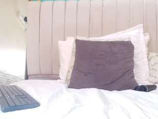 lunaleee Live Webcam on CamSoda