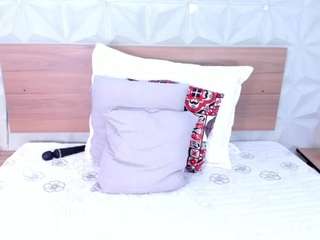 lunaleee Live Webcam on CamSoda