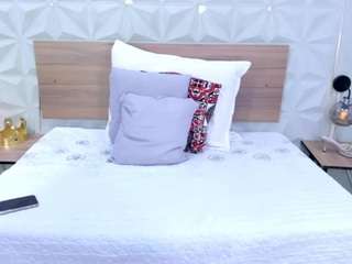 lunaleee Live Webcam on CamSoda