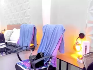 LUNALEEE's Live Sex Cam Show