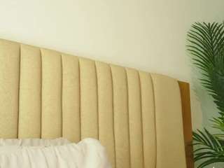 valery-swan Live Webcam on CamSoda