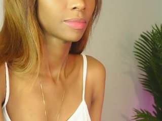 valery-swan Live Webcam on CamSoda