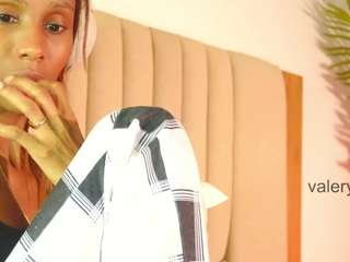 valery-swan live cam preview