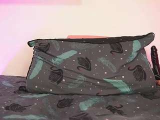 violeta-evanz webcam model