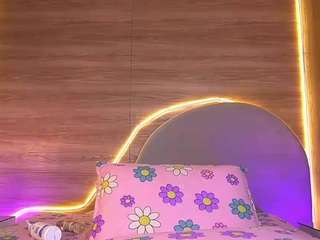 violeta-evanz webcam