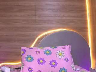 violeta-evanz Live Webcam on CamSoda