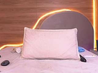 violeta-evanz live cam profile