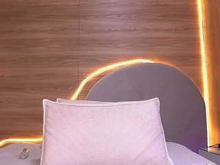 violeta-evanz live cam profile