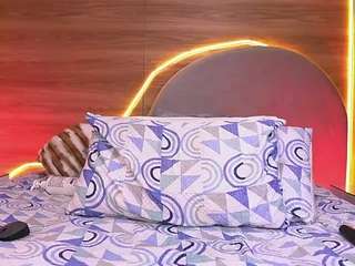 violeta-evanz Live Webcam on CamSoda