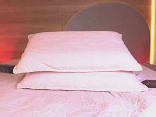 violeta-evanz webcam
