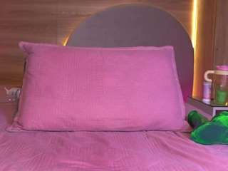 violeta-evanz live profile