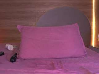 violeta-evanz's live room