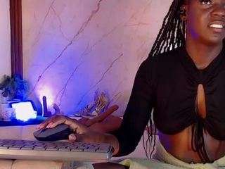 evonye Webcam Model Profile