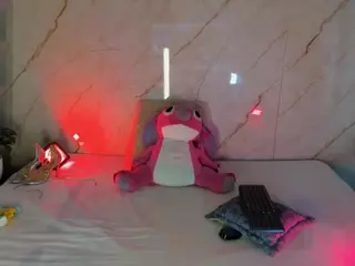 Evonye's Live Sex Cam Show