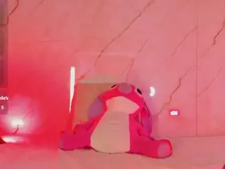 Evonye's Live Sex Cam Show