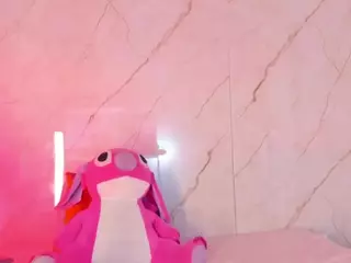 Evonye's Live Sex Cam Show