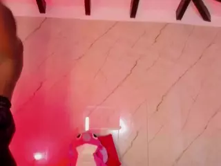 Evonye's Live Sex Cam Show