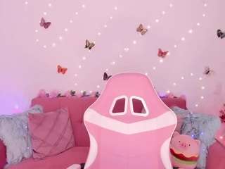 zaratorres Live Webcam on CamSoda
