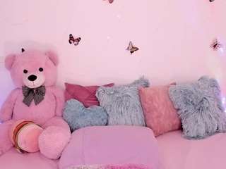 zaratorres, recent webcam model, live from Camsoda