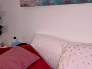 Live webcam model mysweetsofie on Soda Cams