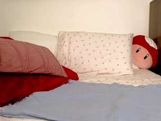 Mysweetsofie - Live Cam on CamSoda