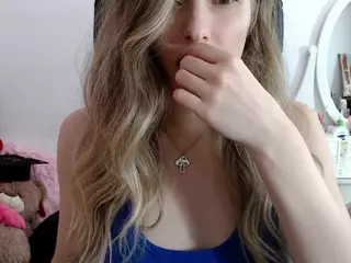MineaJ's Live Sex Cam Show