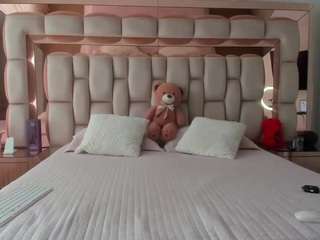 candy-sam28