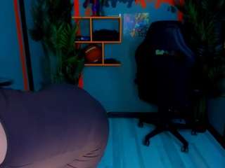 anamills live webcam show