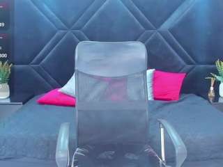 cristallrose69 Live Webcam on CamSoda