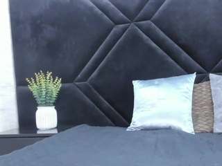 cristallrose69 Live Webcam on CamSoda