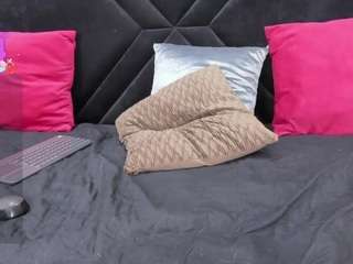 cristallrose69 live cam profile