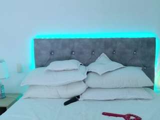 Live webcam model nicolepowell on Soda Cams