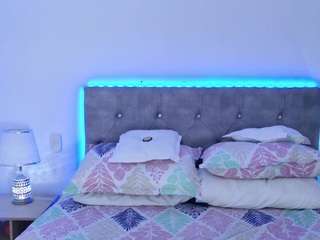 Live webcam model nicolepowell on Soda Cams