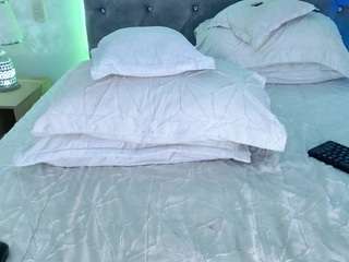 nicolepowell live cam preview